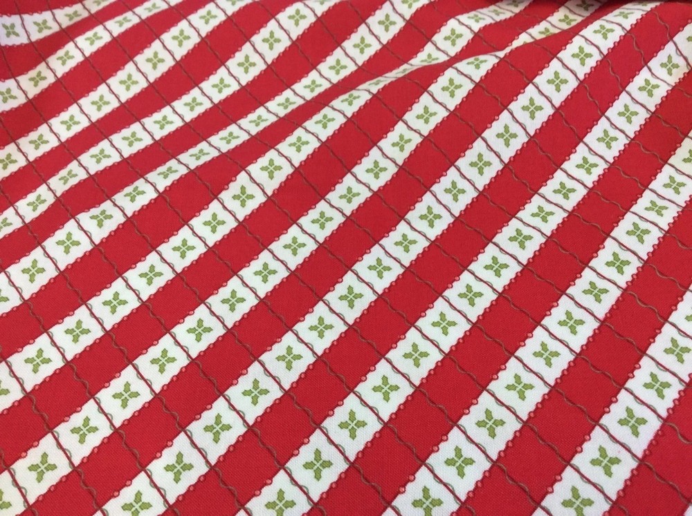 Henry Glass Simply Christmas #8131-88 Red Plaid – 1 3/4 yards