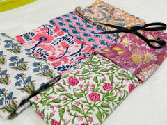 50 Mix Charm Pack Cotton Squares Patchwork Quilting Fabric Bundle Scraps Lot