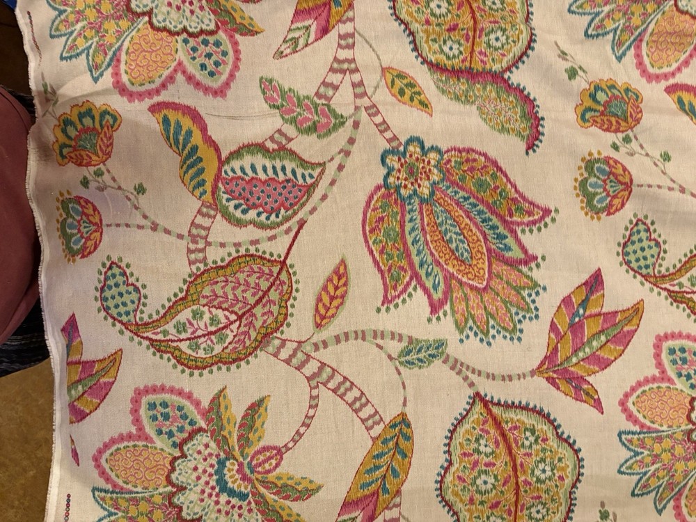 Large Floral Fabric $7/yard 24 Yards Avail, 3 Yd Purchase Minimum