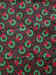 Christmas Wreath fabric 3/4yards plus 42″W