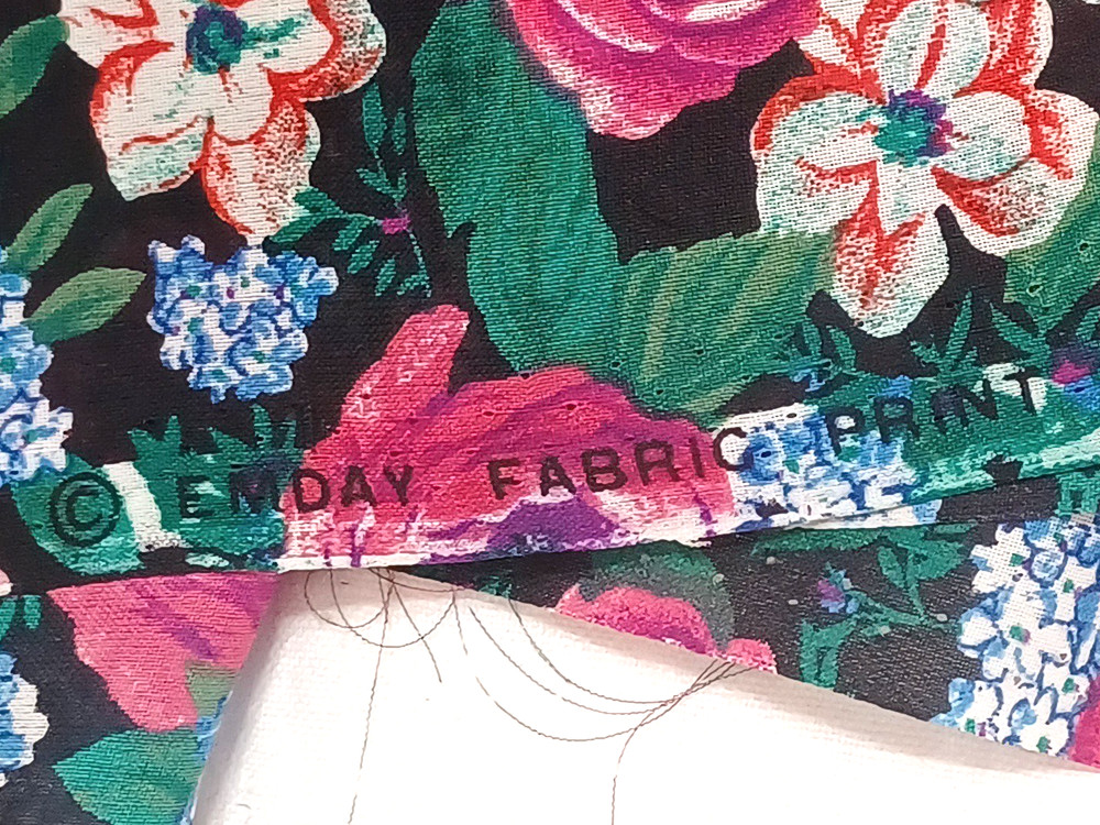 VTG Emday Black Pink Floral Polyester Fabric Lightweight 1 Pc 5 1/2 Yards x 42″