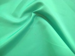 Stunning GREEN GRASS Light to Medium Weight TAFFETA Fabric
