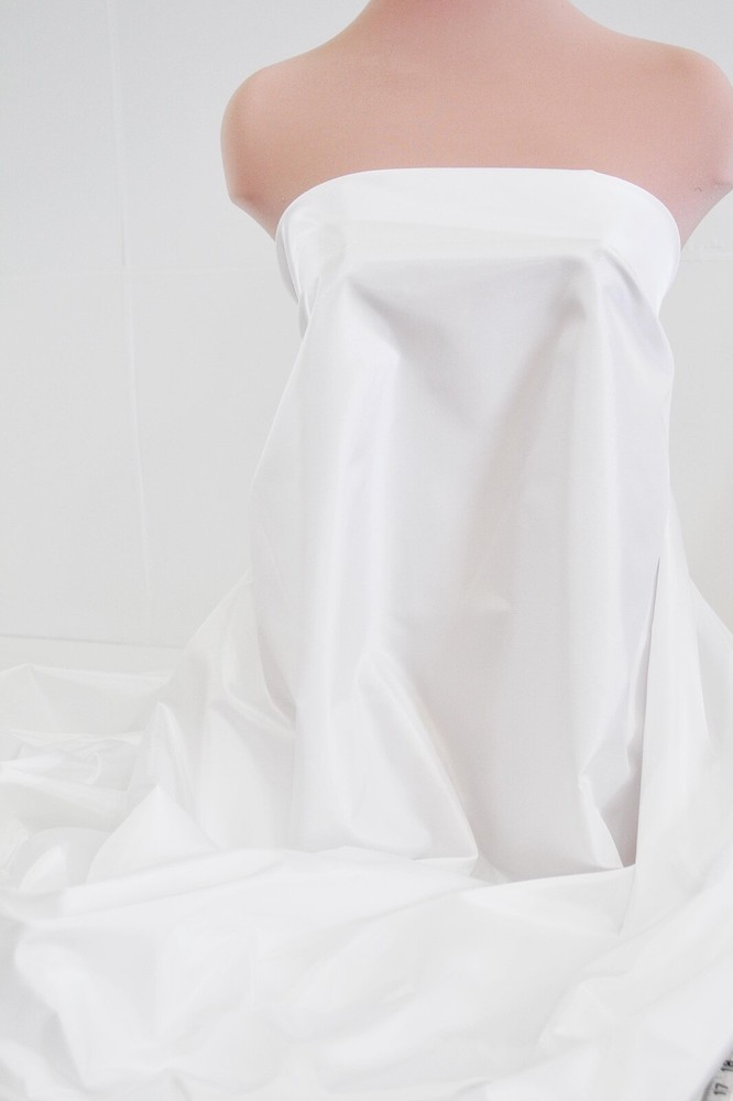 SPRUCE /EMERALD BRIDAL TAFFETA FABRIC 58″ 1 YD WEDDING DRESS, FORMAL