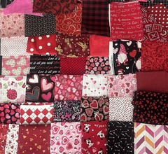 2lb 2oz Mixed Lot Red Heart Valentines Fabric Remnants Scrap Sewing Crafts Quilt